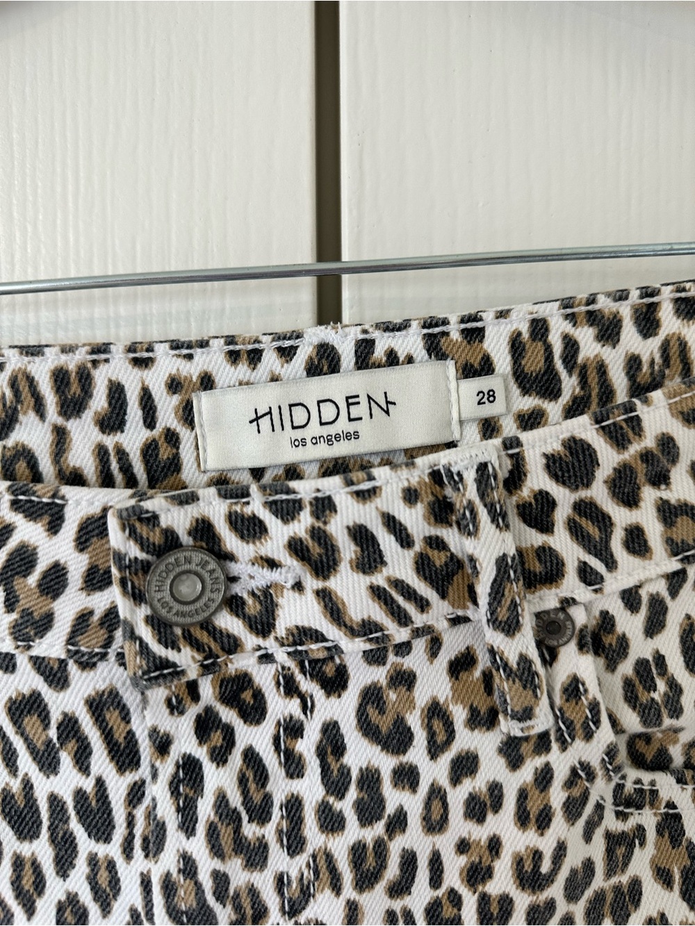 hidden leopard cheetah print denim jeans - Picture 3 of 4